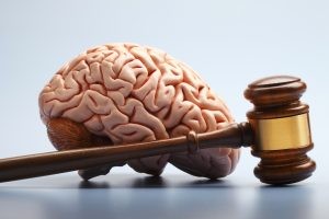 Picture of brain next to gavel