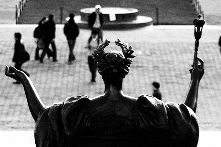 Photo credit: Eileen Barroso black and white image of Alma Mater.